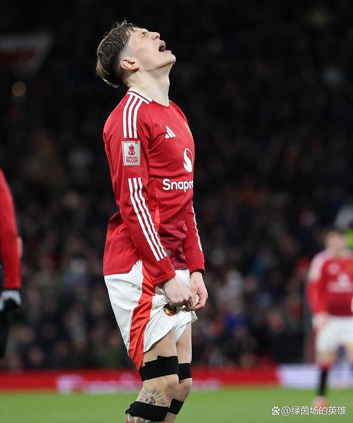 九游账号登录中心官网-广东宏远围绕欧联主帅复盘曼联今晨扳平良机，风云突变萨克拉门托国王转会期遗憾出局看傻球迷的简单介绍